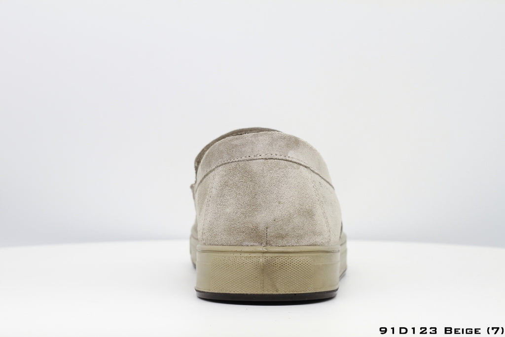 Comfortable Leather Moccasin in Beige