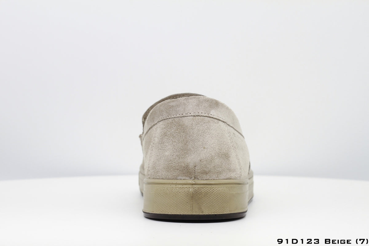 Comfortable Leather Moccasin in Beige